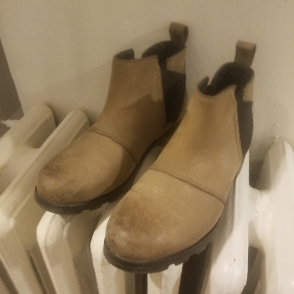 Sorel Emelie Chelsea Boots